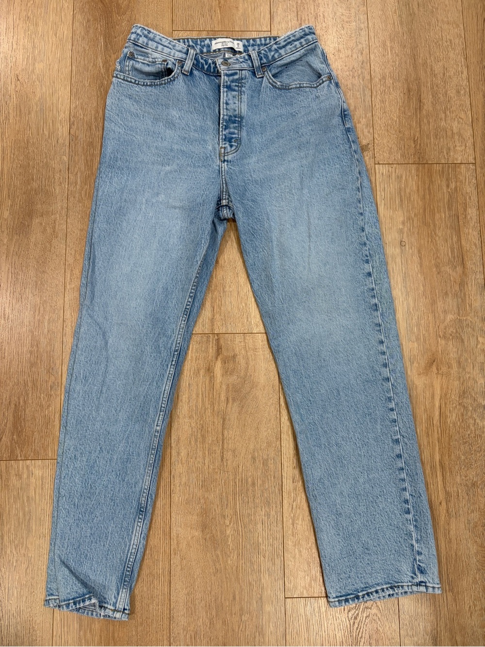 Abercrombie & Fitch The Dad High Rise Curve Love Jeans Light Wash Size 28 6R